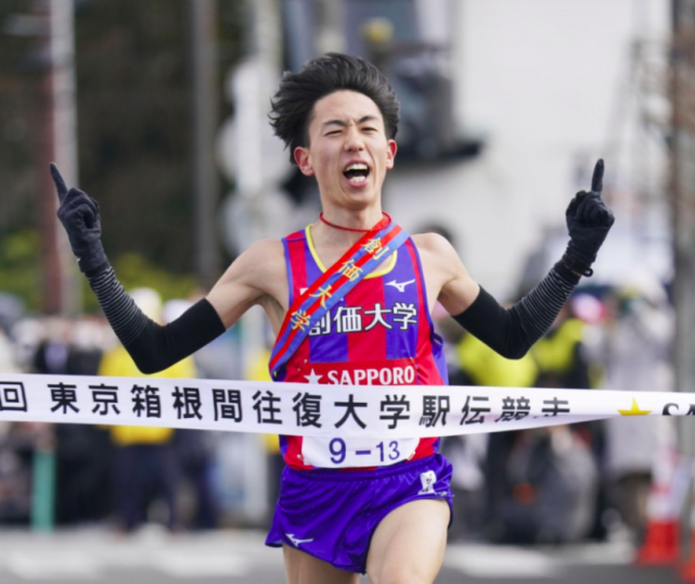 关于窗口期深圳男篮手感冰凉——法国杯节点到来，话题不断，赛程密集仍需轮换的信息-爱游戏官方入口