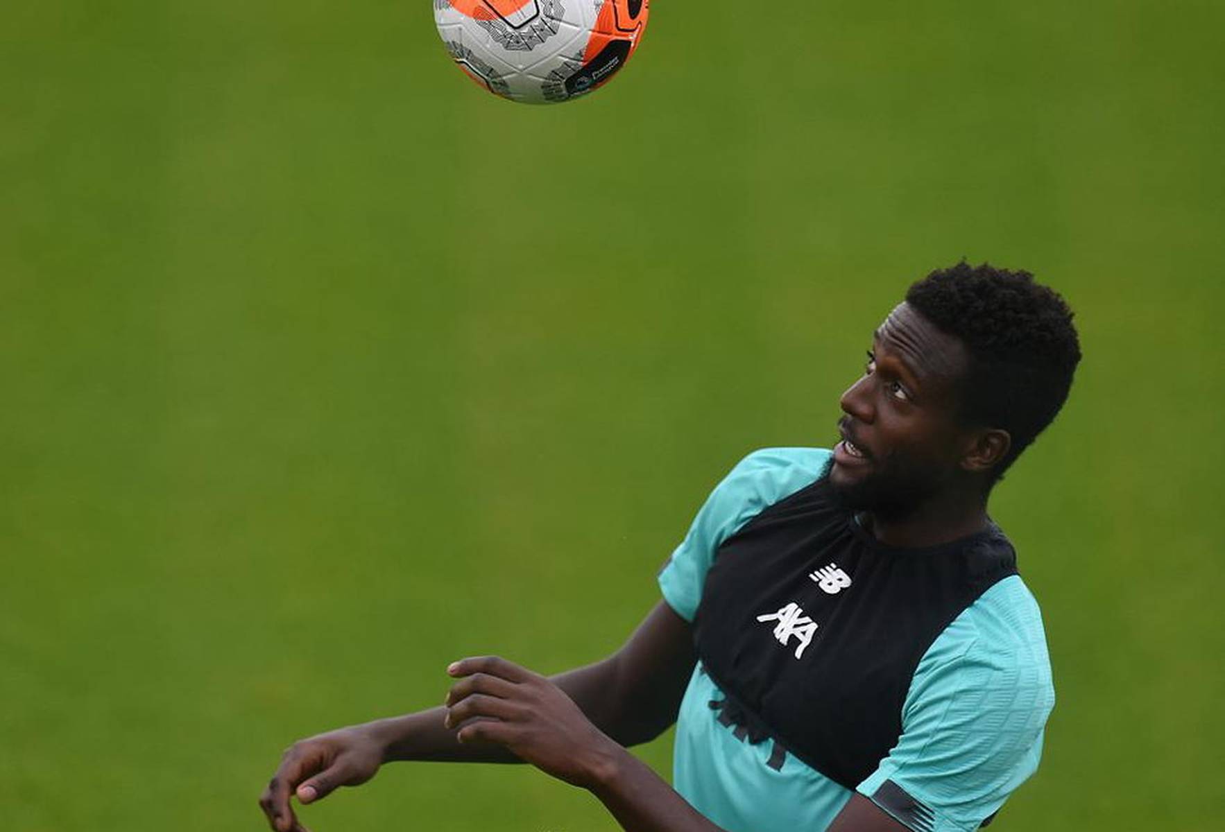 包含孟菲斯灰熊训练开放日，国际比赛日造点机会引欢呼，英超在即，控场能力受关注的词条-爱游戏体育