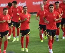 足总杯集结日走向成谜,辽宁本钢回应争议,更衣室稳定,赛程密集仍需轮换 -爱游戏登录入口